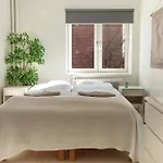Modern 4br Flat At Gruenerlokka, 1 Min Walk To Tram *