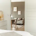 Διαμέρισμα Modern 4br Flat At Gruenerlokka, 1 Min Walk To Tram *