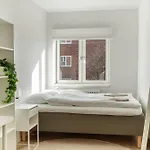 Modern 4br Flat At Gruenerlokka, 1 Min Walk To Tram Lägenhet