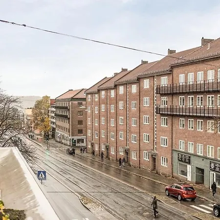 Modern 4br Flat At Gruenerlokka, 1 Min Walk To Tram