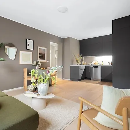 Modern 4br Flat At Gruenerlokka, 1 Min Walk To Tram *