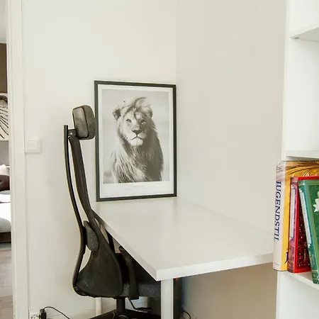 Modern 4br Flat At Gruenerlokka, 1 Min Walk To Tram