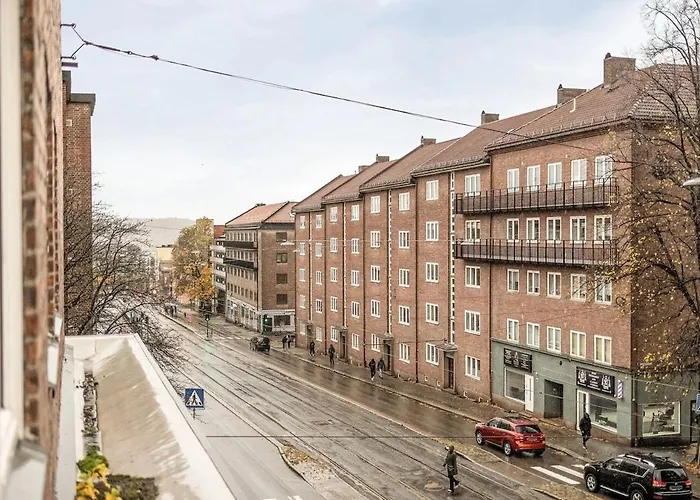 Modern 4br Flat At Gruenerlokka, 1 Min Walk To Tram
