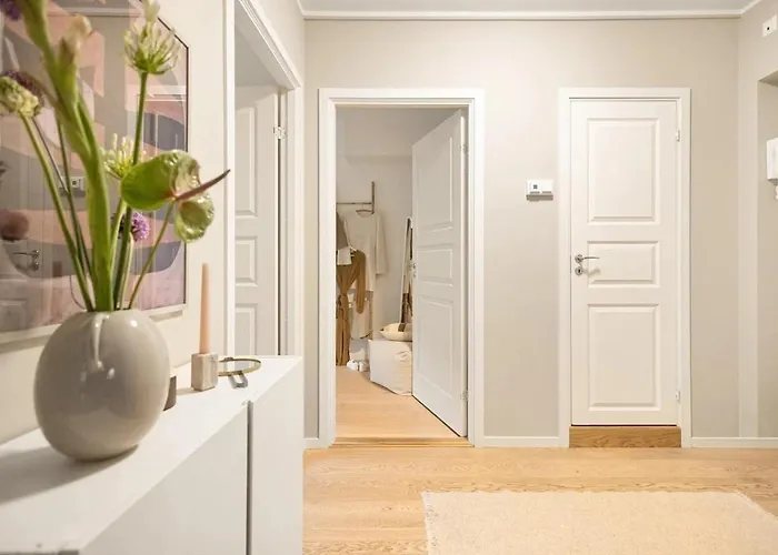 Modern 4br Flat At Gruenerlokka, 1 Min Walk To Tram Appartement