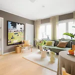 Modern 4br Flat At Gruenerlokka, 1 Min Walk To Tram Apartament Oslo