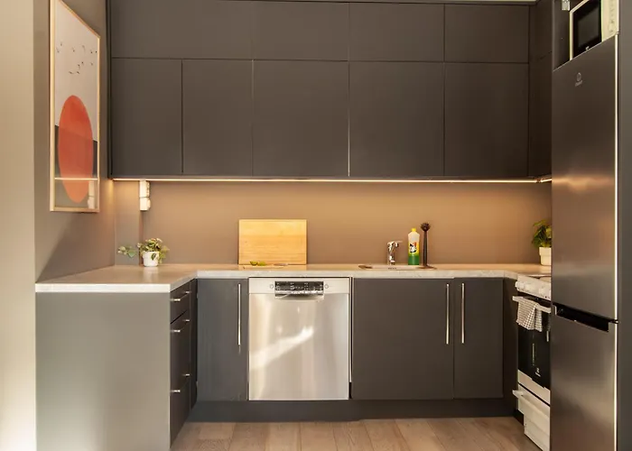 Modern 4br Flat At Gruenerlokka, 1 Min Walk To Tram * 奥斯陆