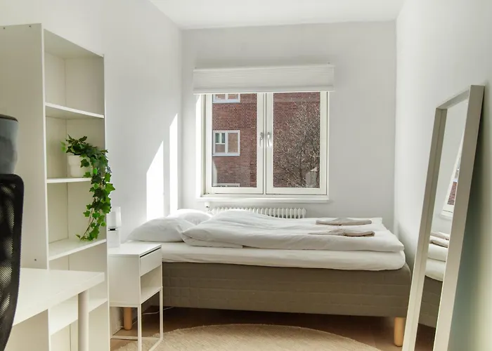 Modern 4br Flat At Gruenerlokka, 1 Min Walk To Tram Appartement