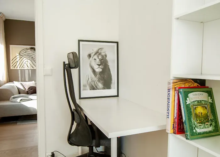 Modern 4br Flat At Gruenerlokka, 1 Min Walk To Tram